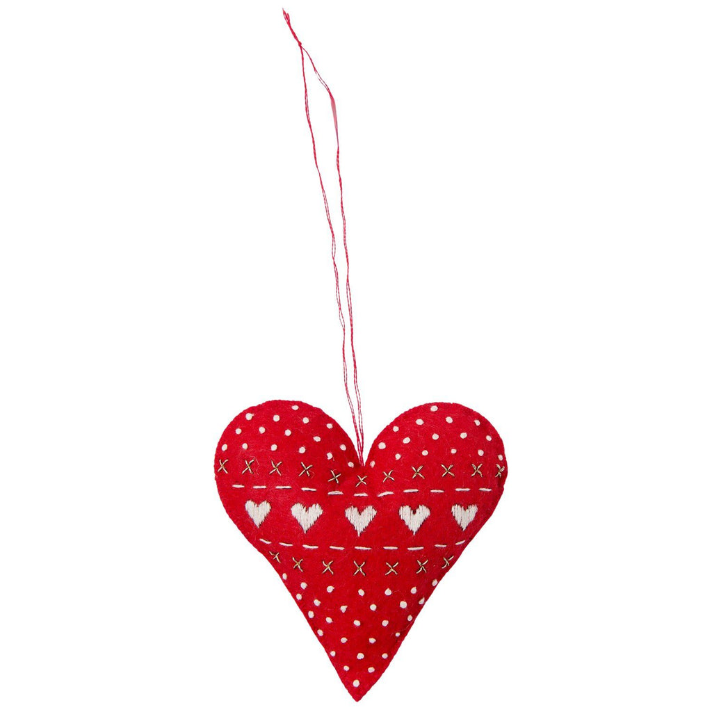 Embroidery kit: Felt Heart Decoration