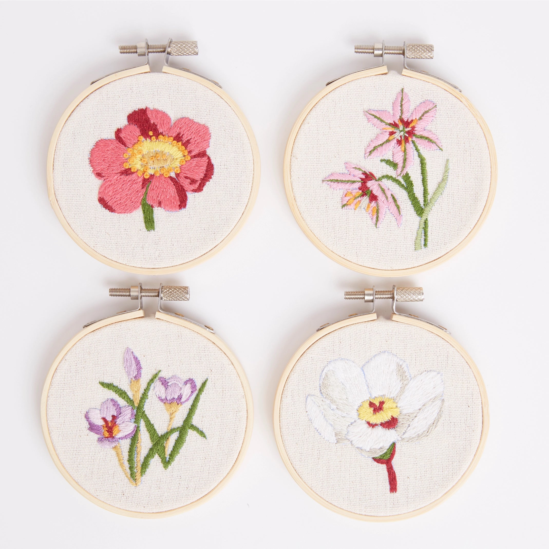RHS Embroidery Hoop Kit x 4 : Pastel Florals