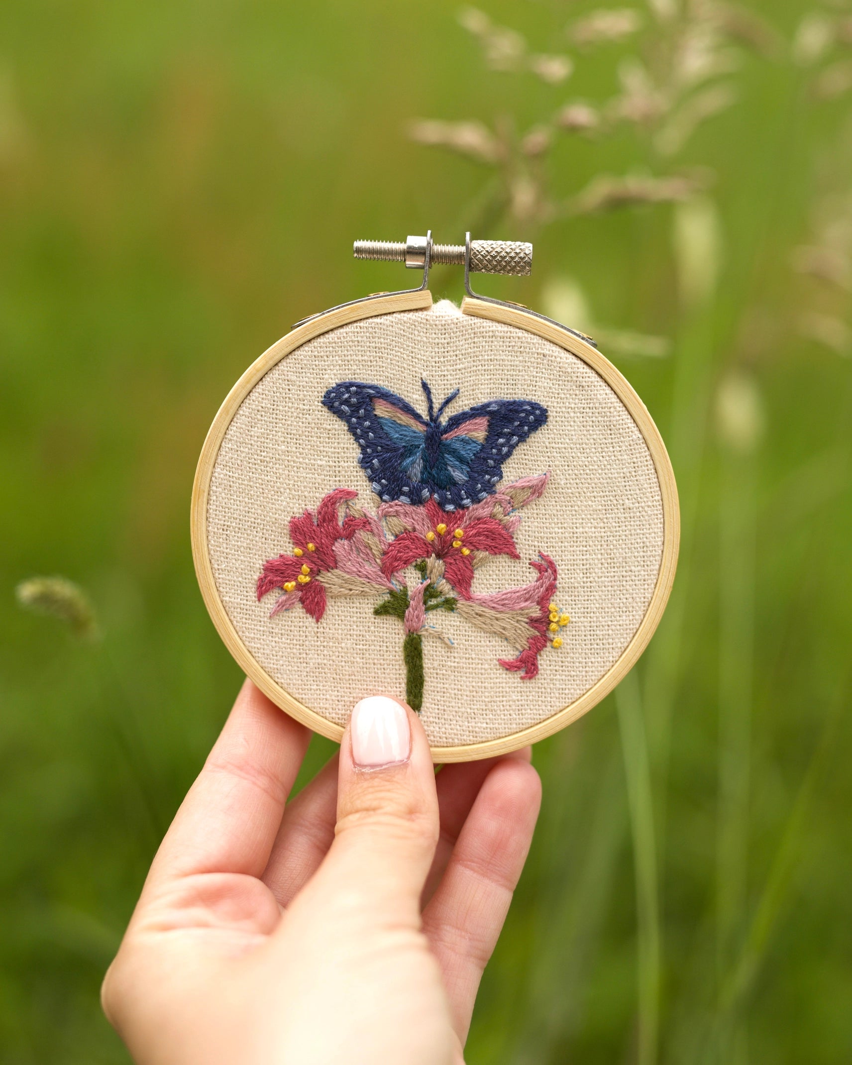 RHS Embroidery Hoop Kit x 4 : Butterfly & Flora