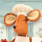 Little Mouse the Baker Felt Craft Kit by Corinne Lapierre