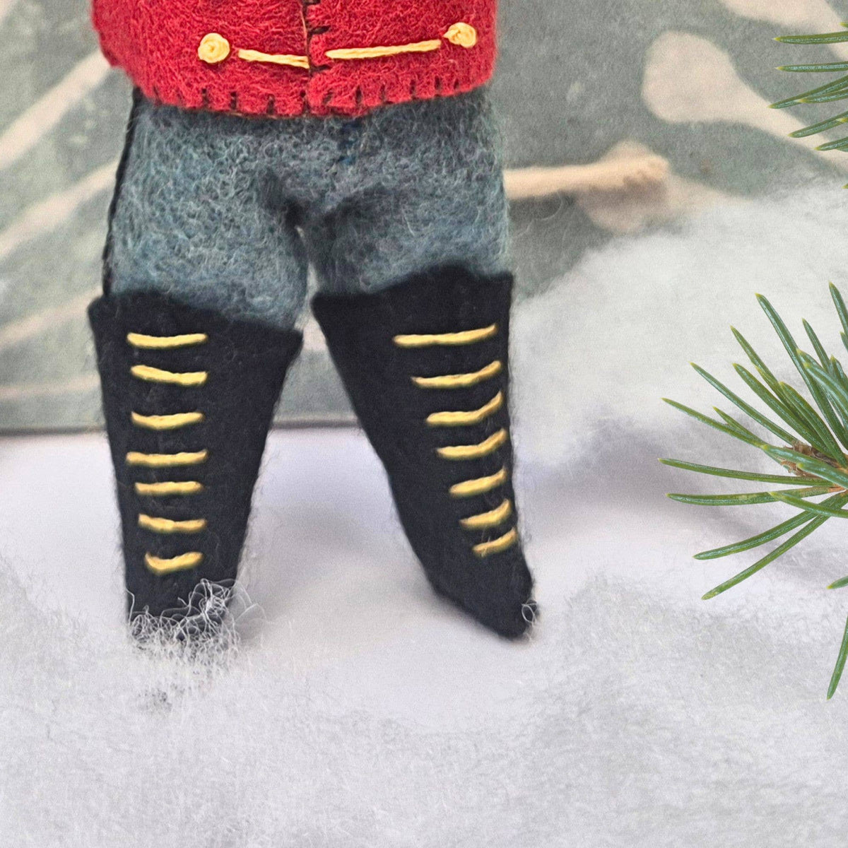 Little Mouse the Nutcracker Felt Craft Kit by Corinne Lapierre