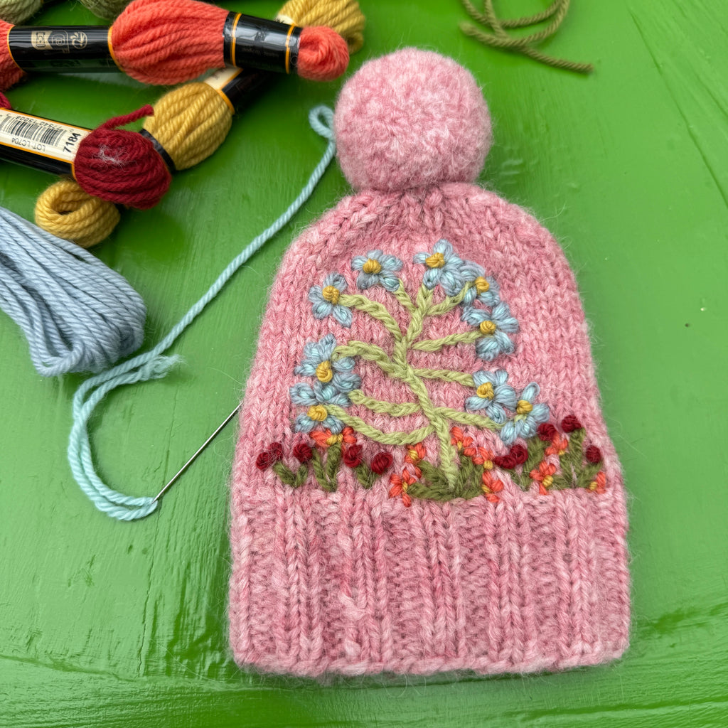 Wool Hand Embroidery on Knitting Workshop