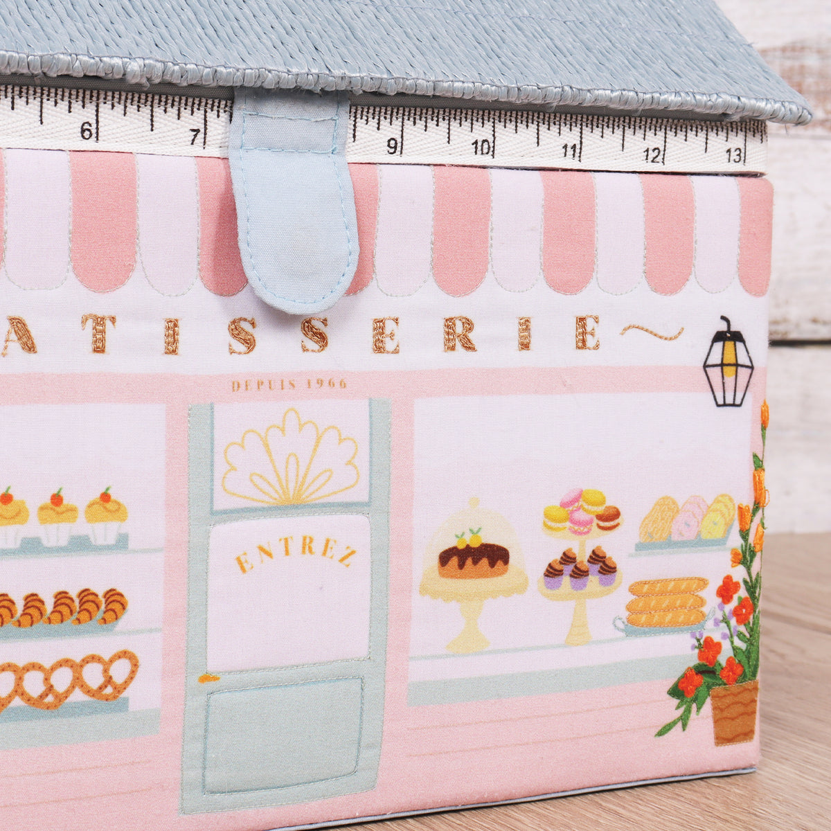 Sewing Box : Embroidered : Patisserie