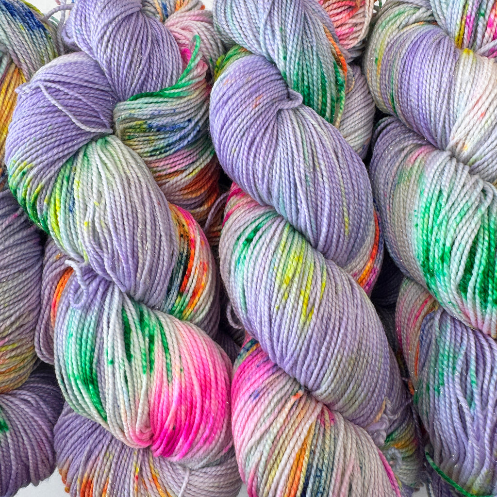 Gilliangladrag Holy Fluff Gold Sparkle Sock Yarn 100g Hand Dyed  : Hopelessly Devoted to You