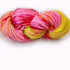Holy Fluff Hand Dyed Super Chunky 200g : 'Pop Muzik"