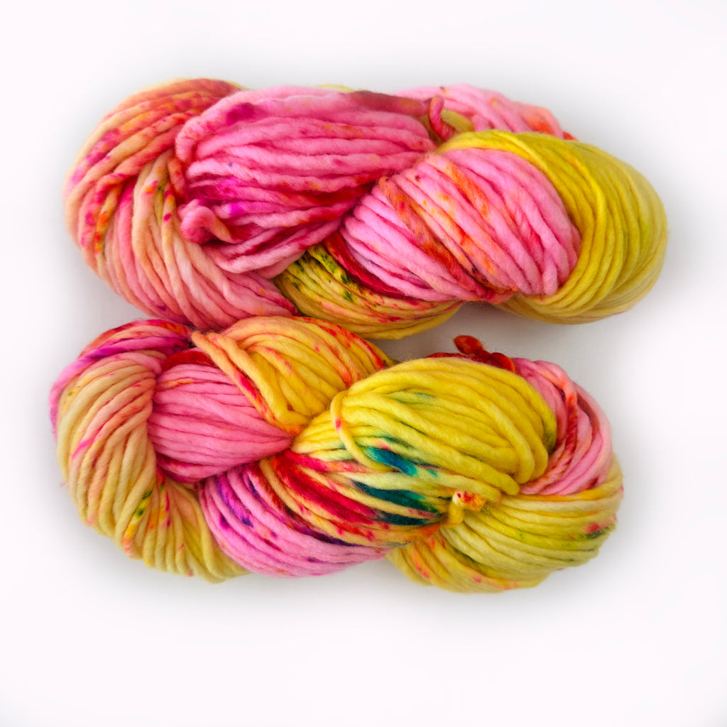 Holy Fluff Hand Dyed Super Chunky 200g : 'Pop Muzik"