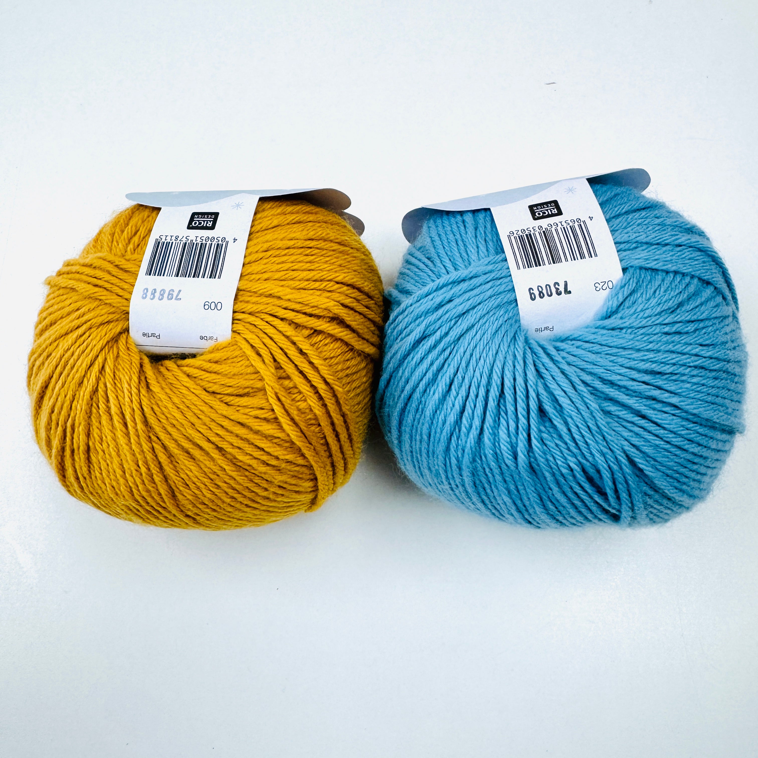 Buoy Bandana Striped Triangle Scarf Knitting Kit