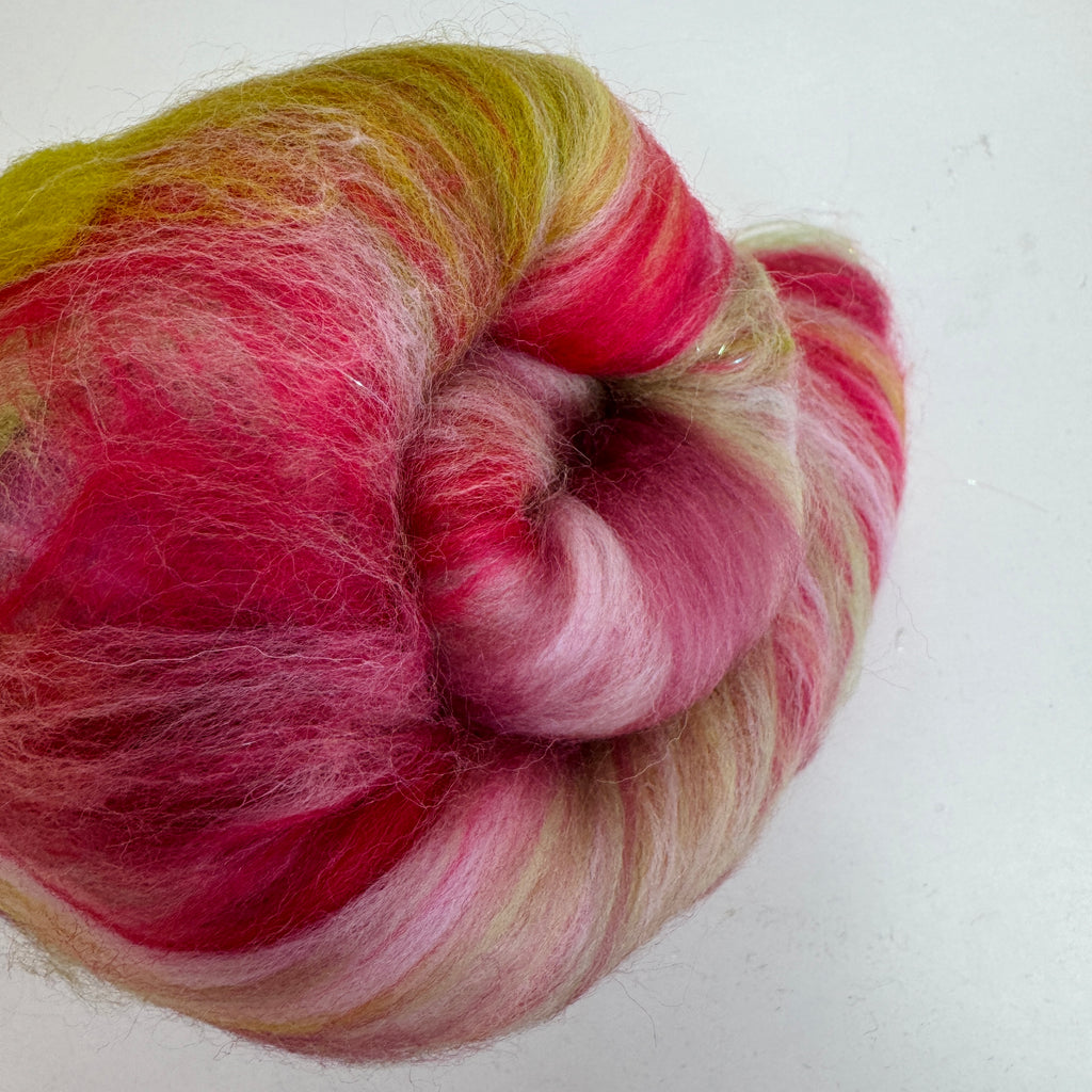 Hand Carded BATT for Spinning & Felting : An English Country Garden 150g