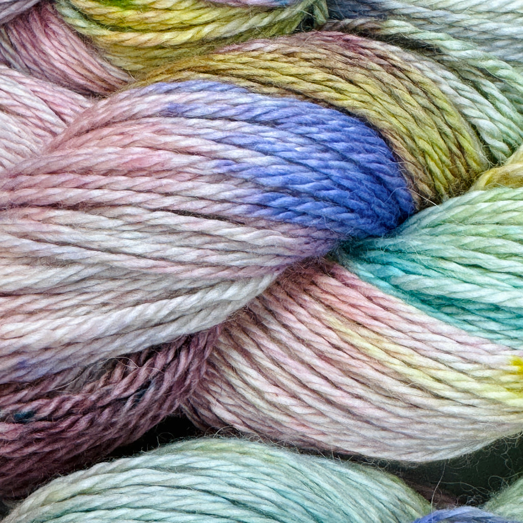 Gilliangladrag Holy Fluff Hand Dyed Alpaca / Silk / Cashmere : Lost in the Magical Garden