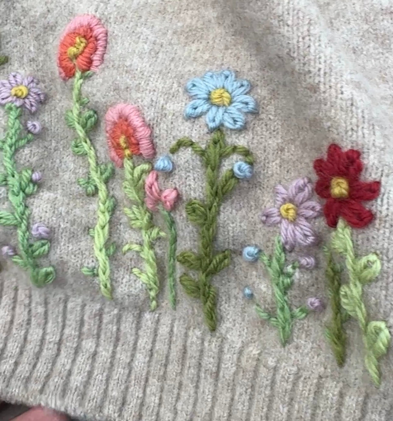 Wool Hand Embroidery on Knitting Workshop
