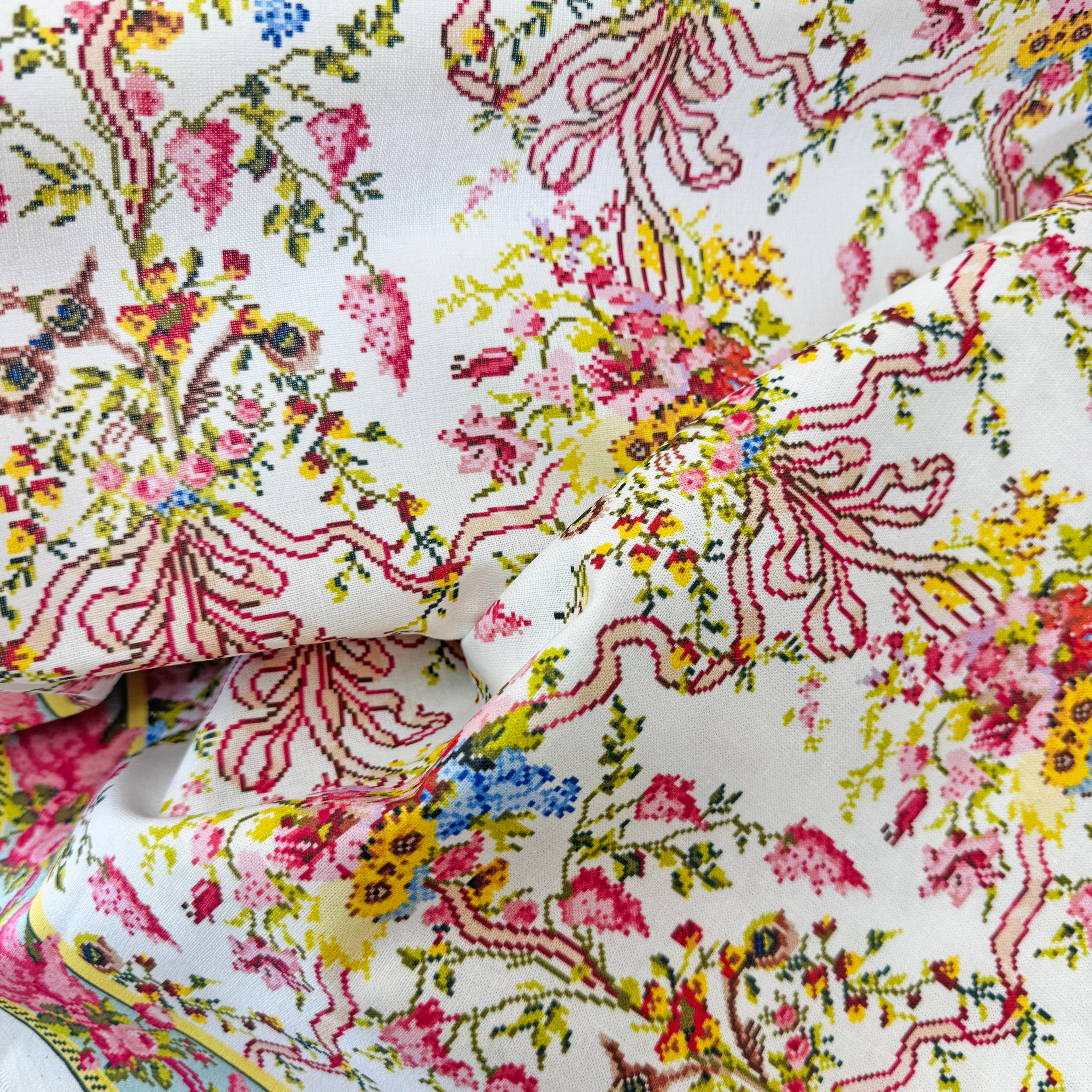 Sajou Marie Antoinette At The Palace 100% Cotton per HALF metre