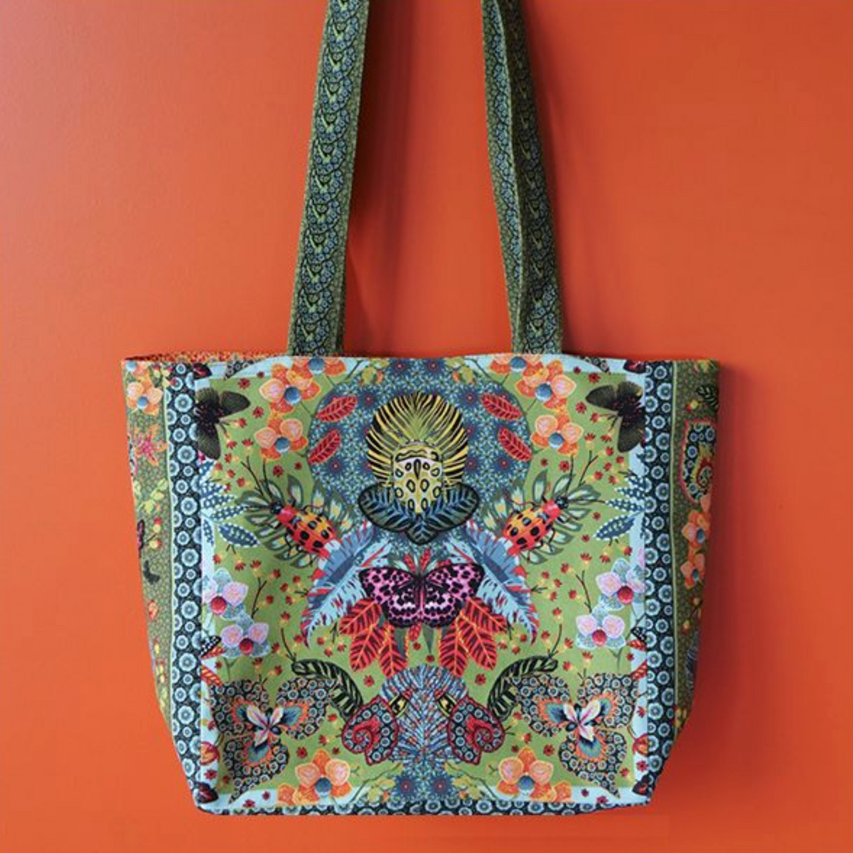 Velvet Bag Sewing Kit Insectopia Green Gilliangladrag