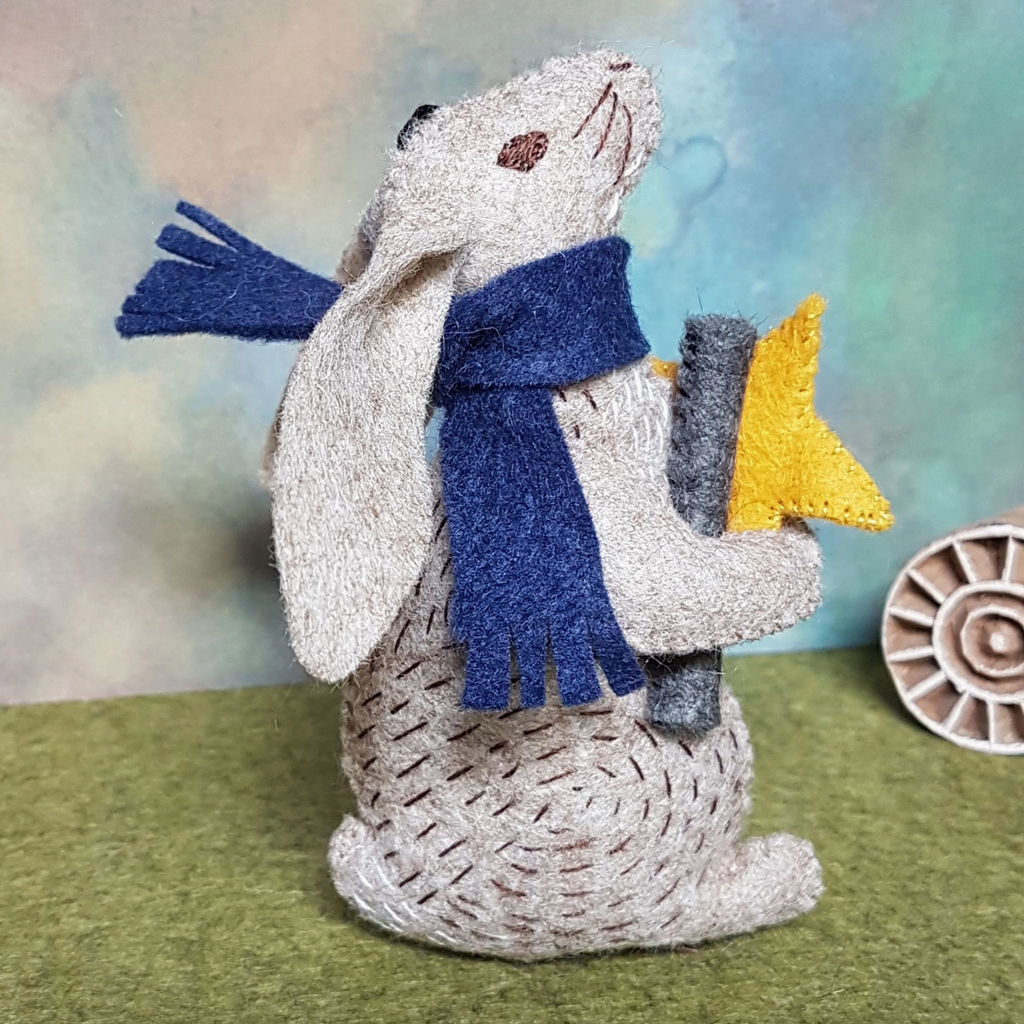 Prof Hare Stargazer Felt Craft Mini Kit