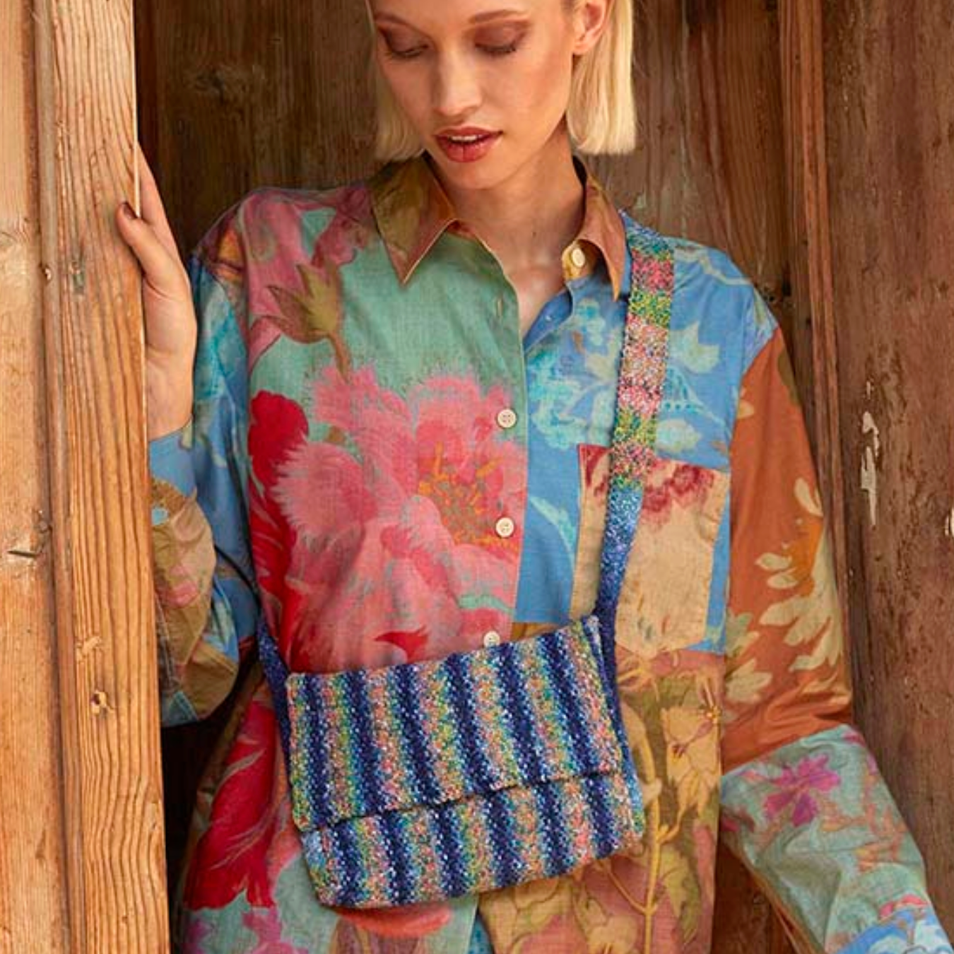 Confetti Sprinkles : Bag Knitting Pattern using ARTSY Yarn by Wool Addicts