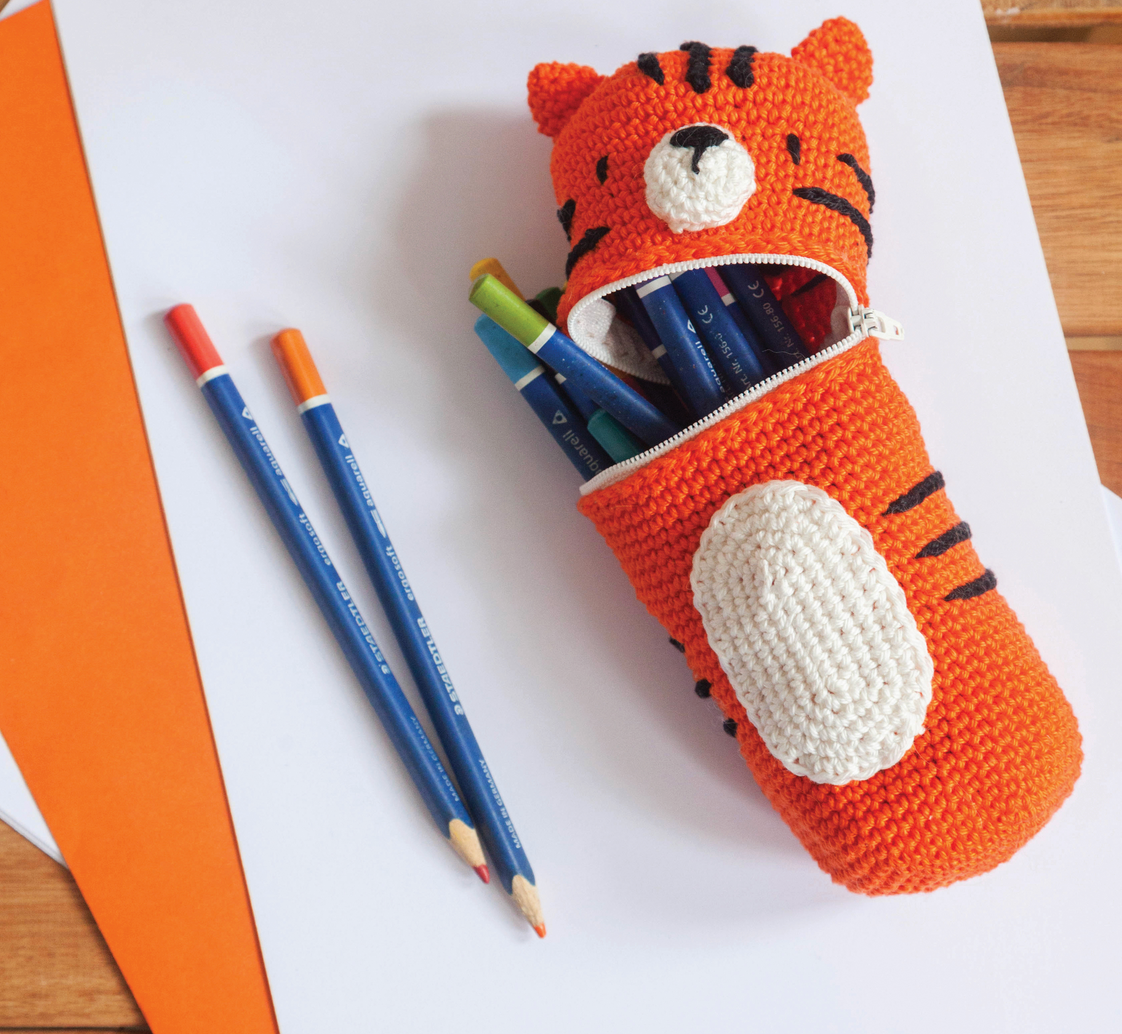 Crochet Kit Pencil Case : Tiger