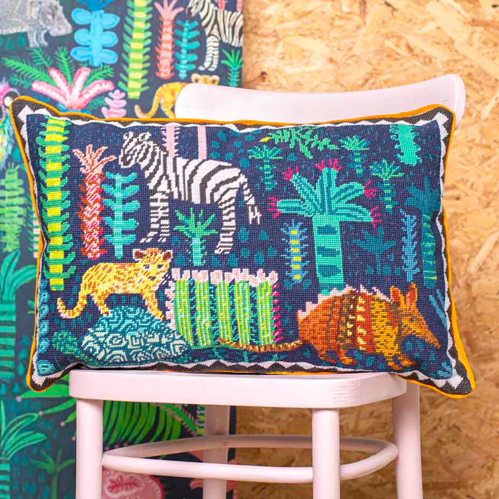 Lucy Tiffney : Jolly Animaux Tapestry Kit