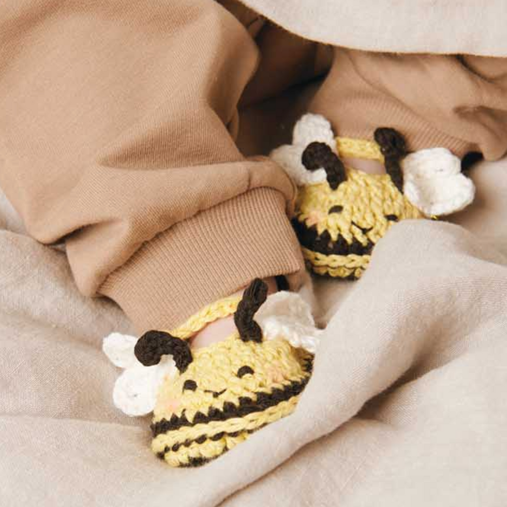 Ricorumi Baby Booties Pattern Book