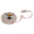 Bee Appliqué Tape Measure : Linen