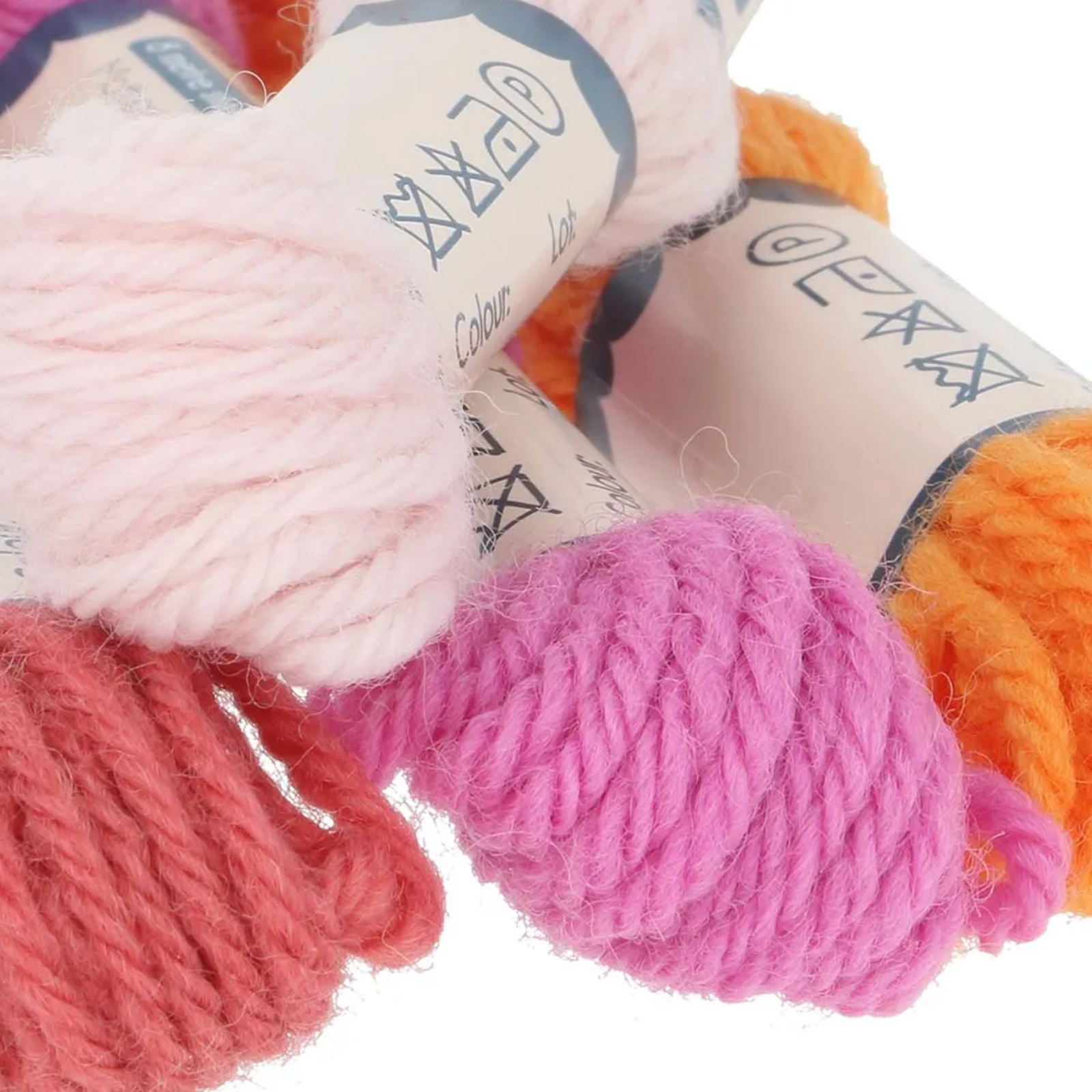 Lucy Tiffney : Pinks Tapestry Kit