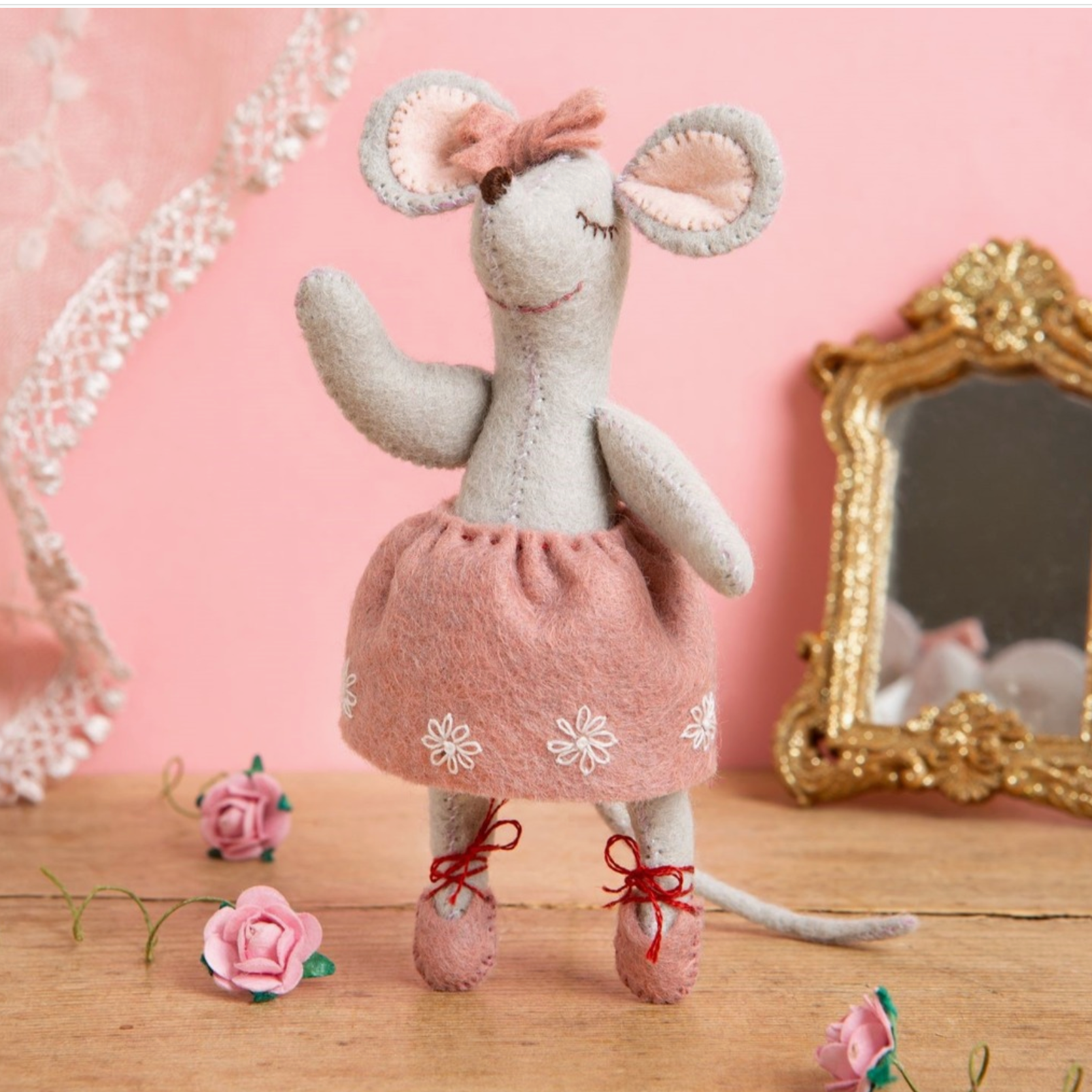 Little Mouse the Ballet Dancer Felt Craft Mini Kit
