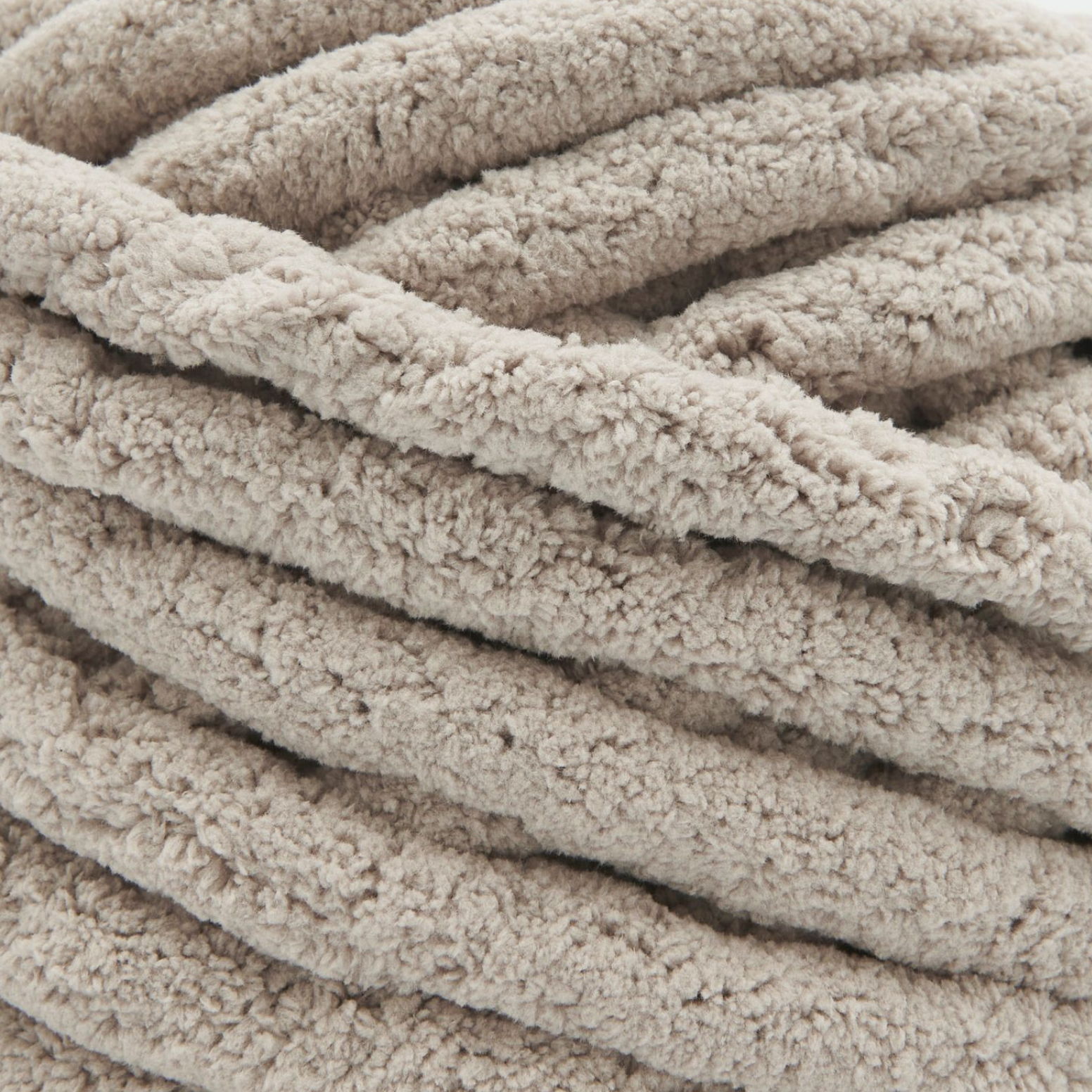 Rico Chenilllove Super Big Cream 002 Ecru