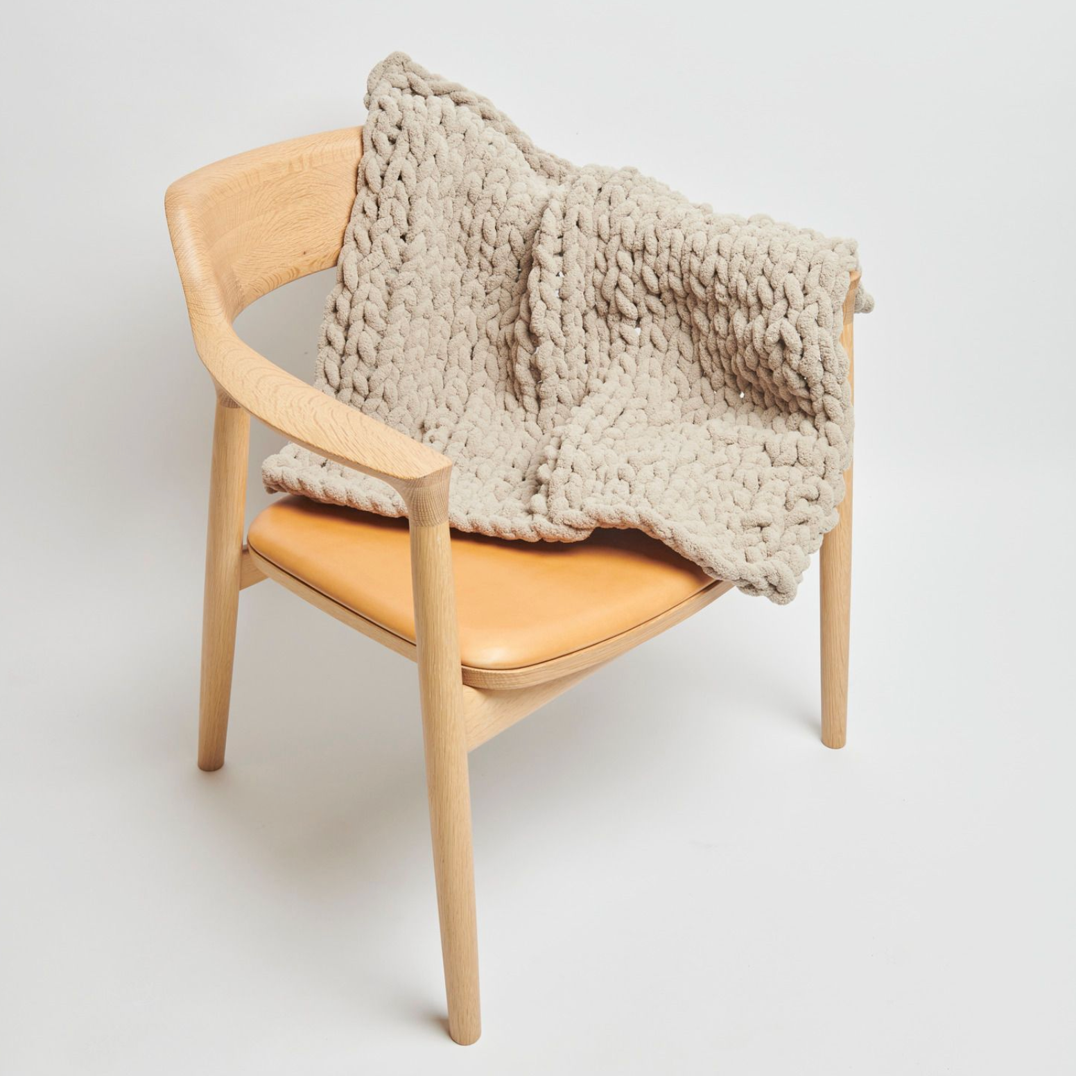 Rico Chenilllove Super Big Cream 002 Ecru