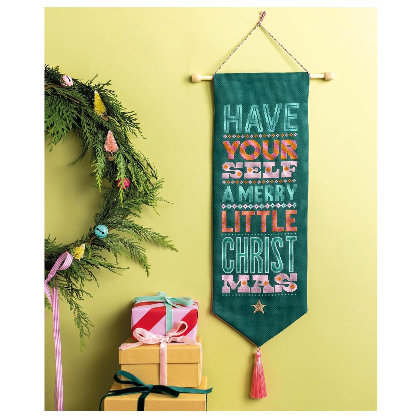 Merry Stitchmas : 24 Fun & Festive Cross Stitch Designs