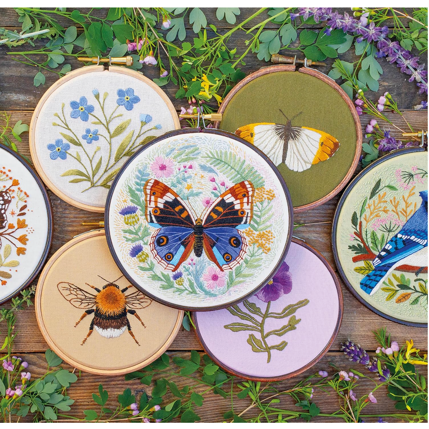 Paint with Thread : In the Garden by Emillie Ferris
