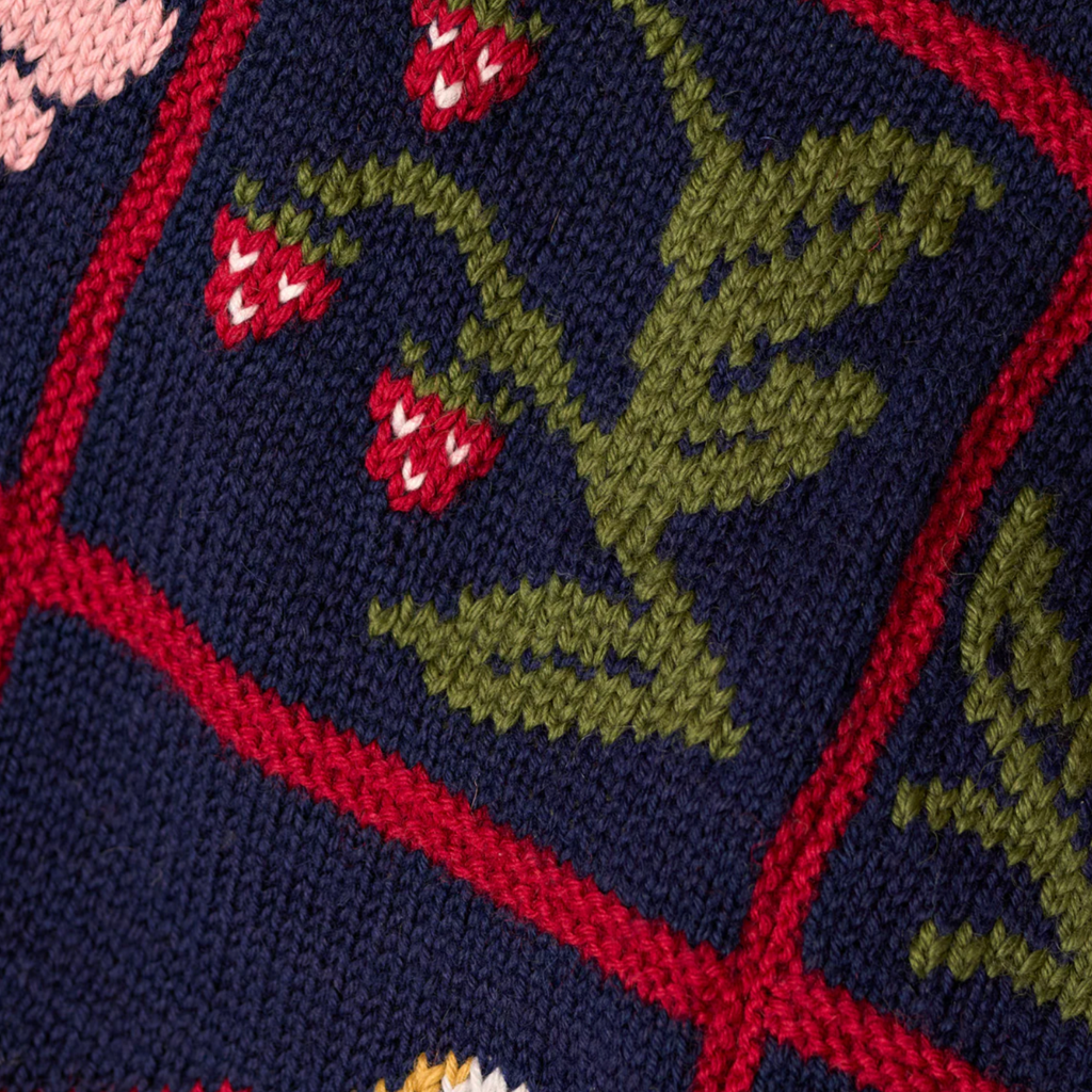 WYS Morris DK : Strawberry Thief Blanket Kit