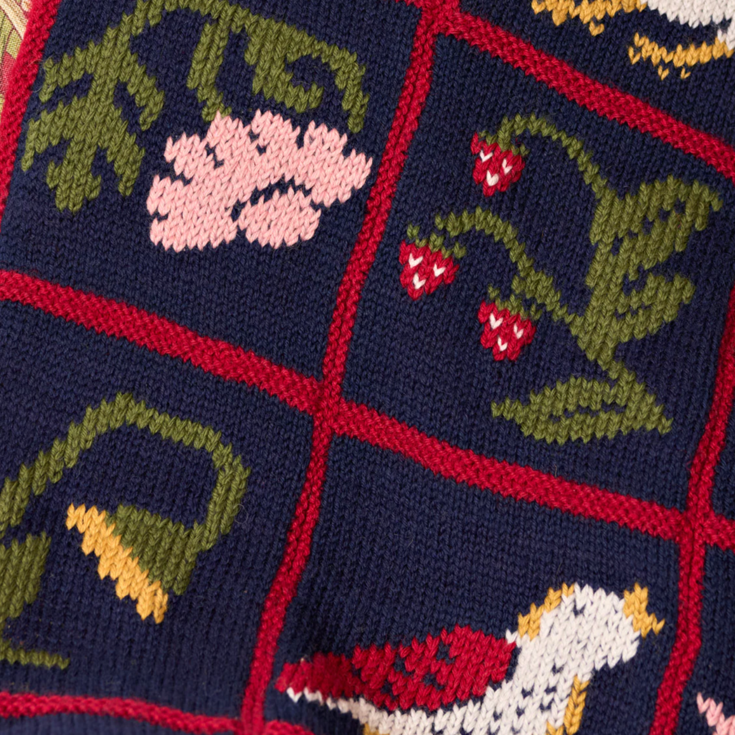 WYS Morris DK : Strawberry Thief Blanket Kit