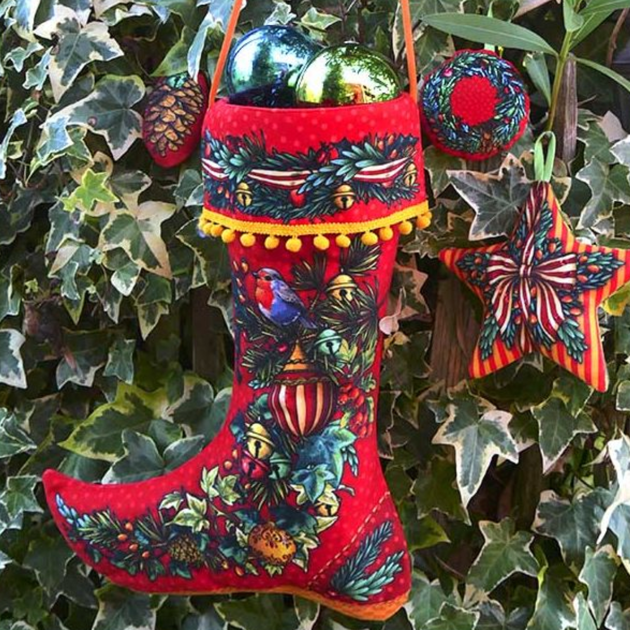 Velvet Christmas Stocking & Decorations Sewing Kit