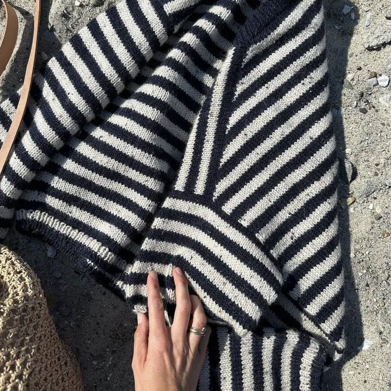 Olga Sweater by PetiteKnit Knitting Pack Kit