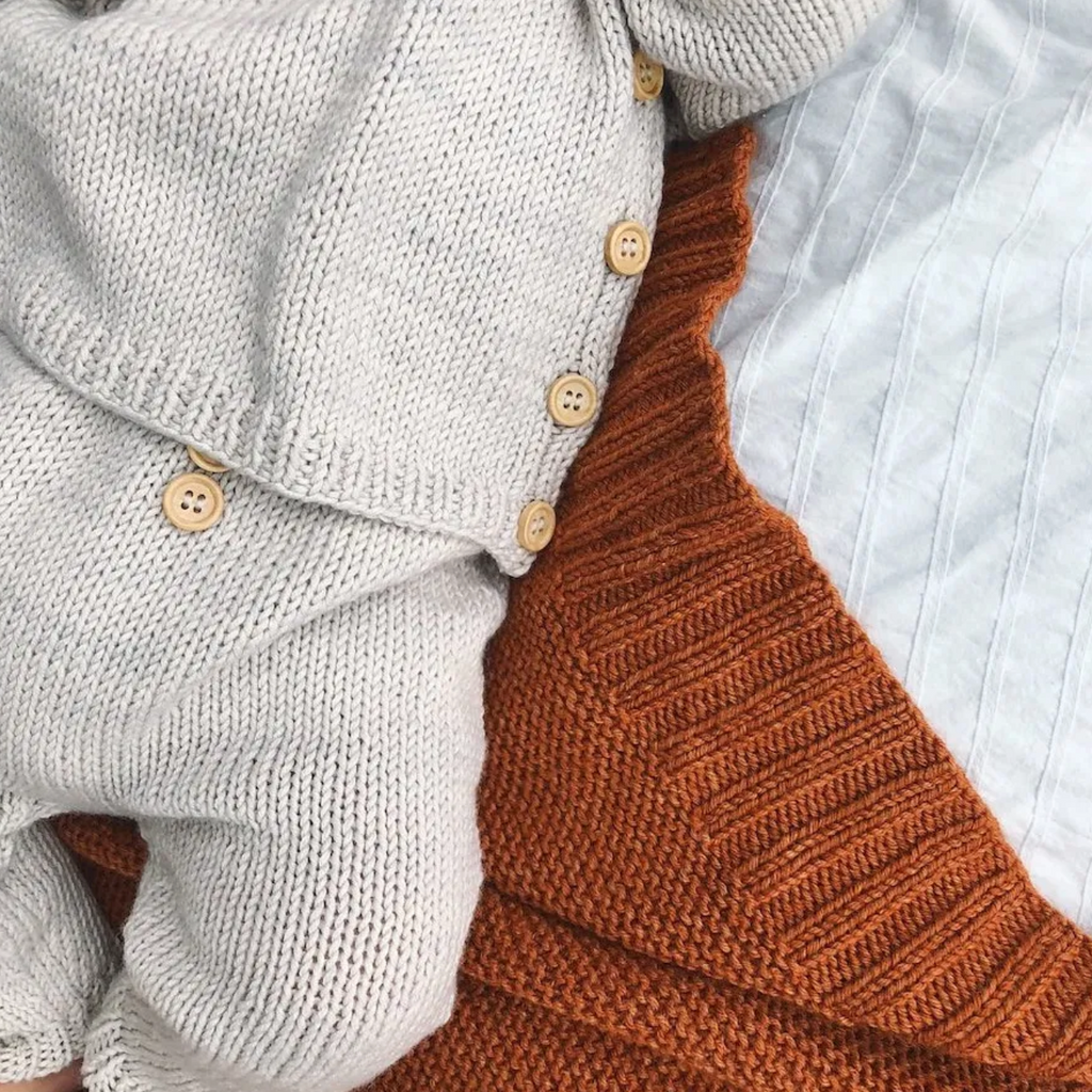 Ellen's Coming Home Set Knitting Kit by Petiteknit