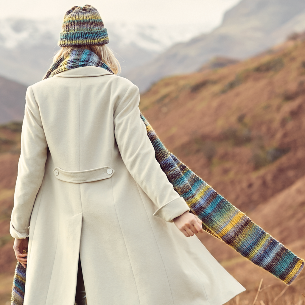 Creative Melange Chunky Knitting Pattern 1051 : Sweater Hat and Scarf