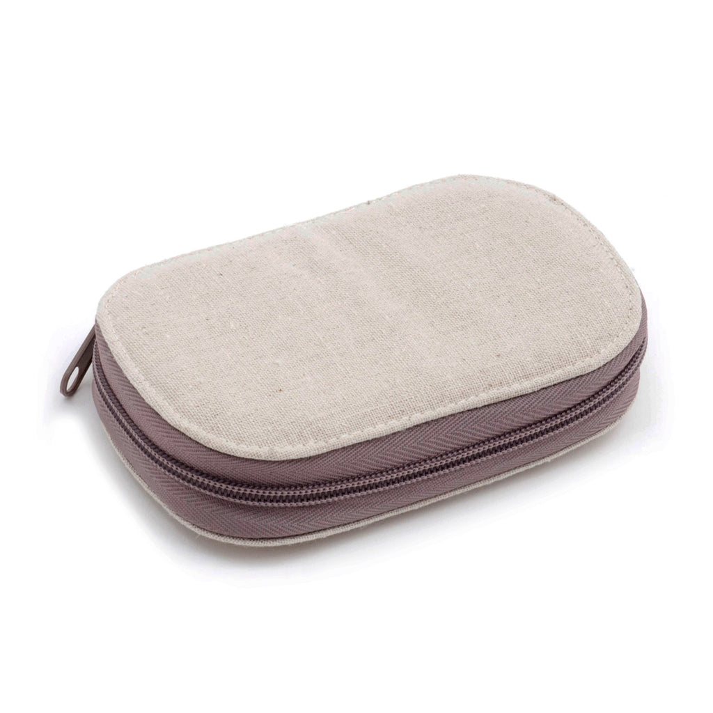 Sewing Kit : Zip Case with Appliqué Bees