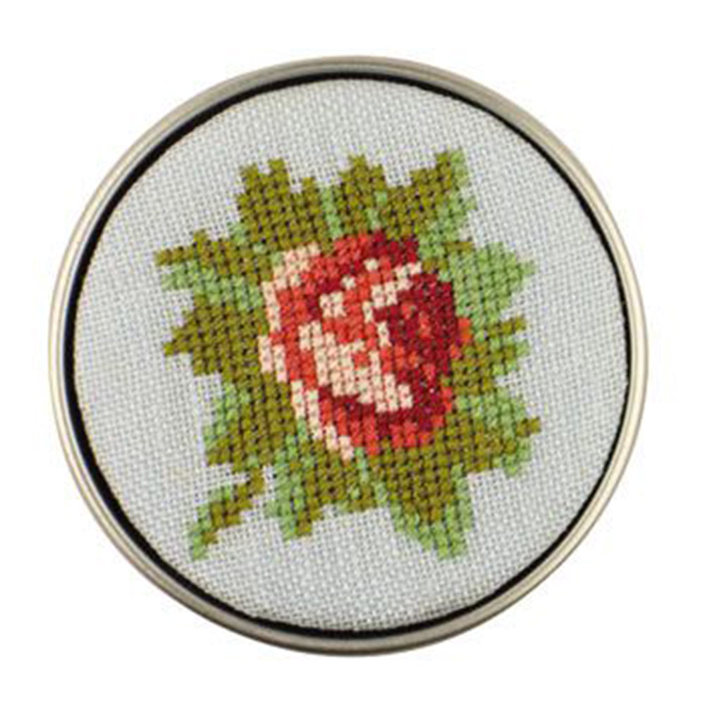 Sajou Round Box Cross Stitch Kit : Roses à Trianon
