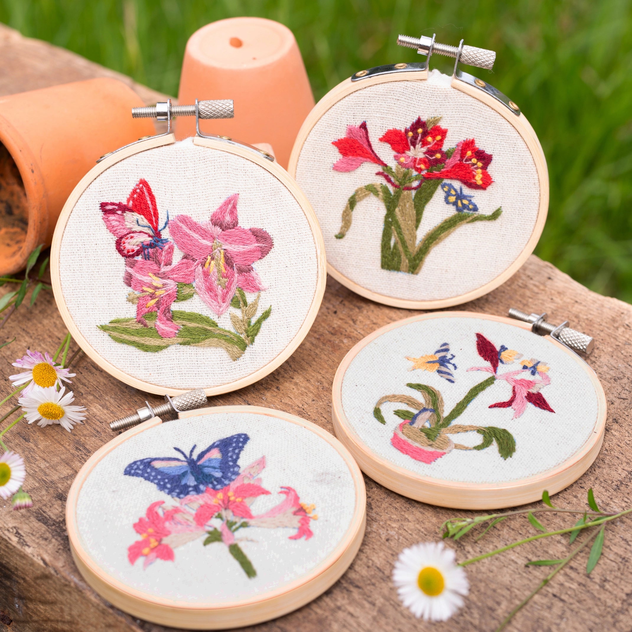 RHS Embroidery Hoop Kit x 4 : Butterfly & Flora