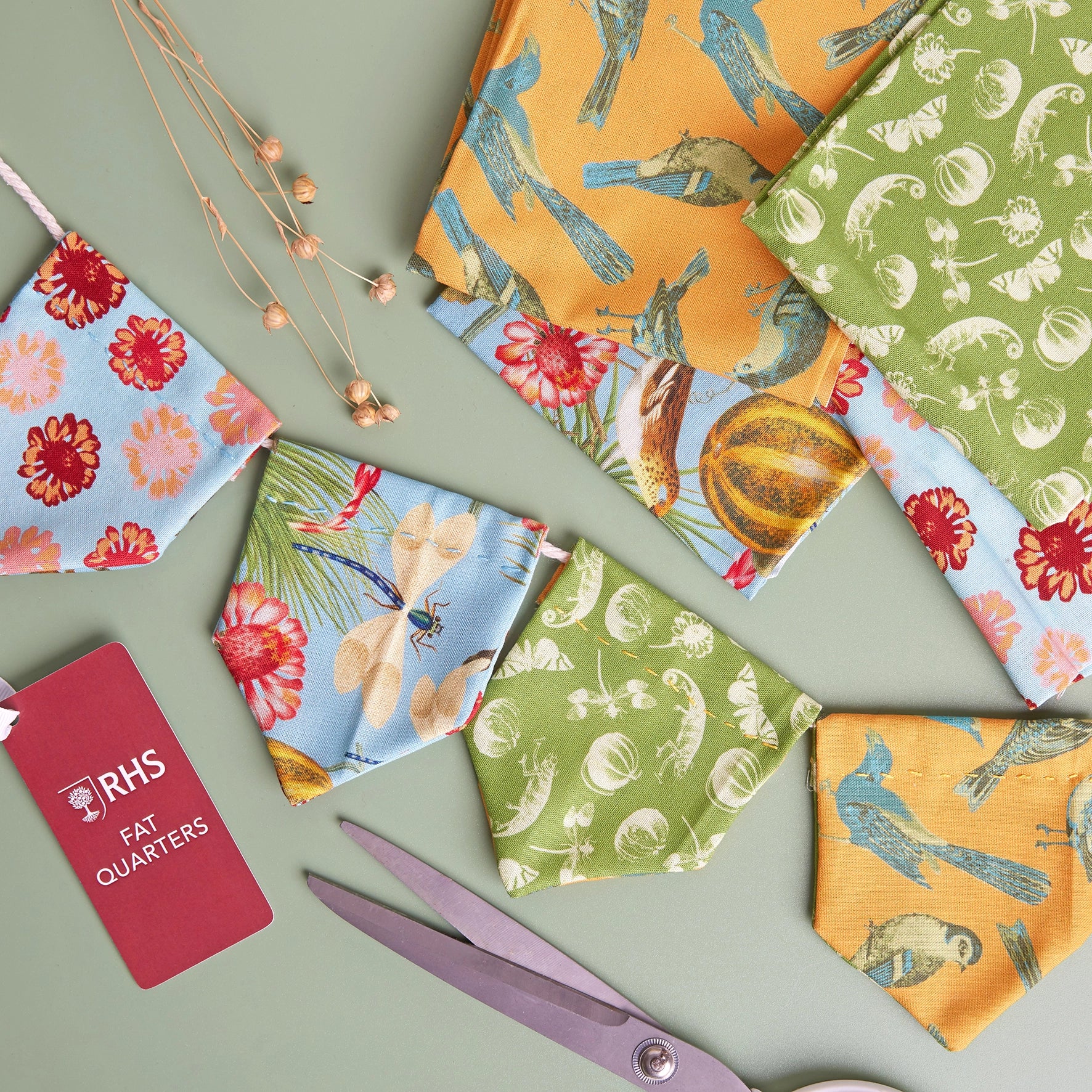 RHS Fat Quarter Fabric Bundle, Tropical, 45 X 56cm, Pack of 4