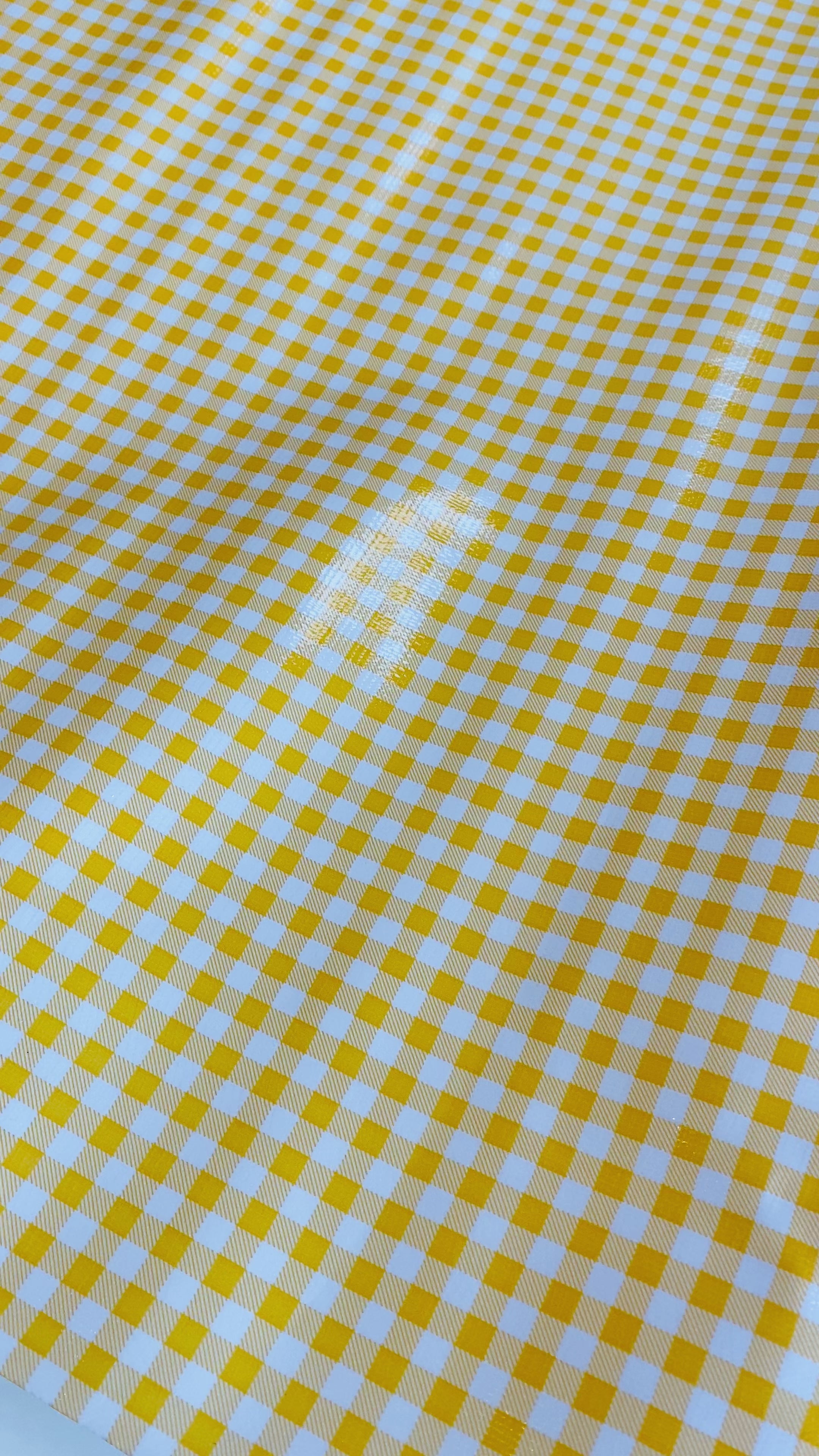 Mexican Oilcloth per metre : Yellow Gingham