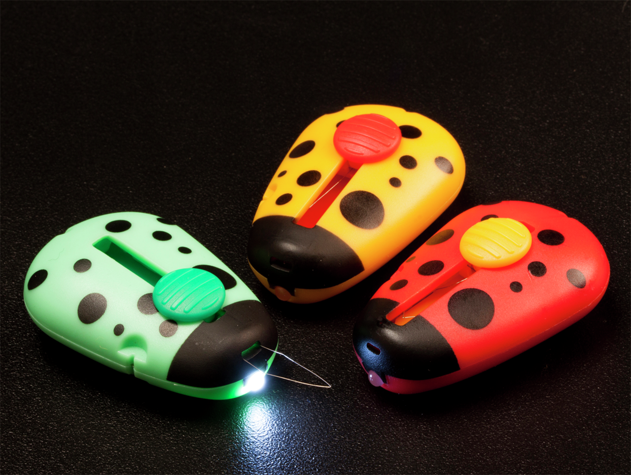 LED Beetle Needle Threaders