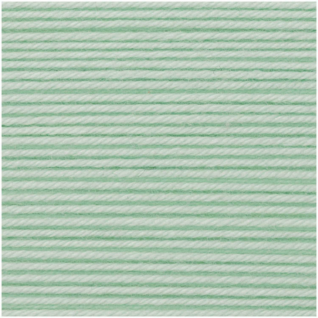 Rico Essentials Merino DK - 33 Light Mint