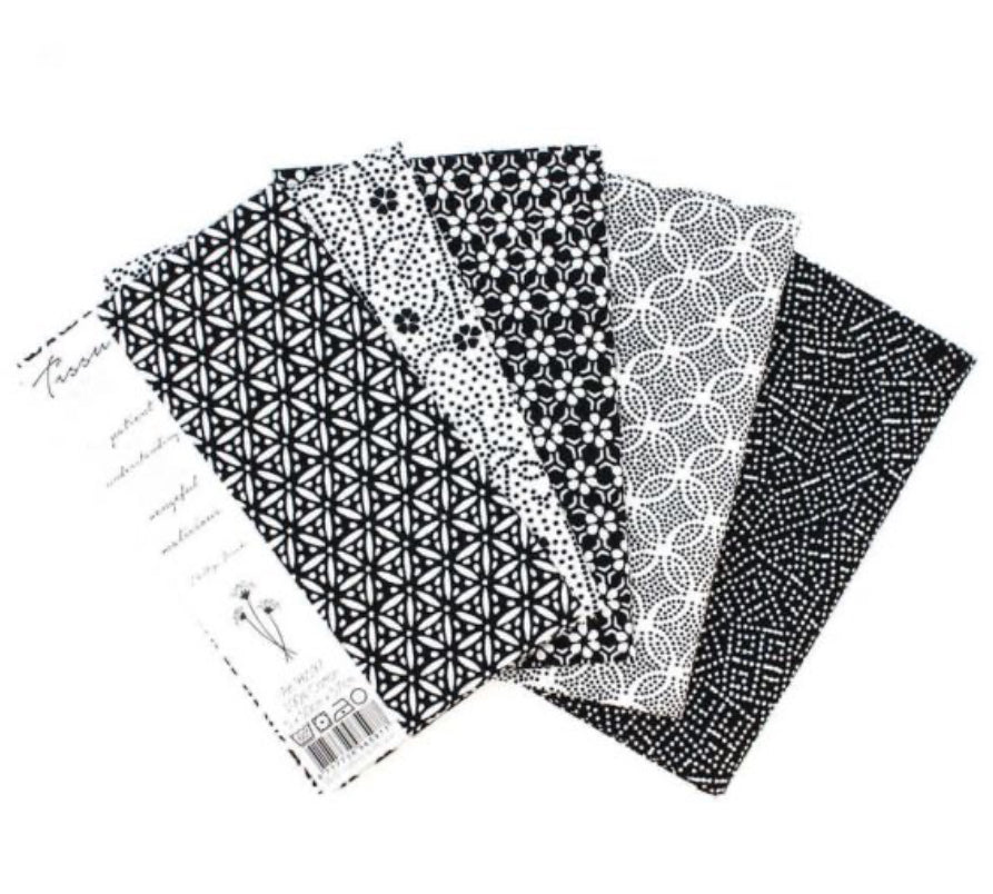 Tissu de Marie Fabric Fat Quarter Bundle: 5 x 50cm x 57cm : Patient Pearl