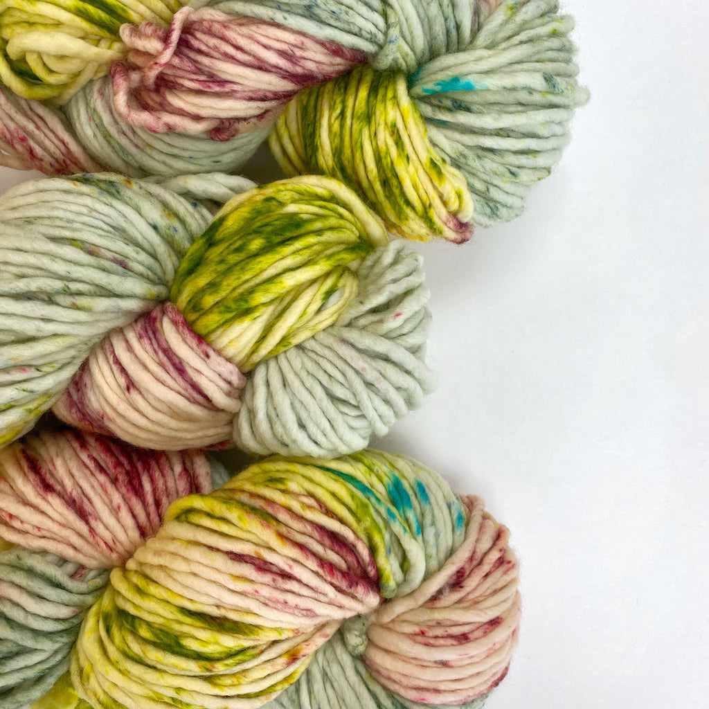 Holy Fluff Hand Dyed Super Chunky 200g : 'L'Amour L'Amour L'Amour'