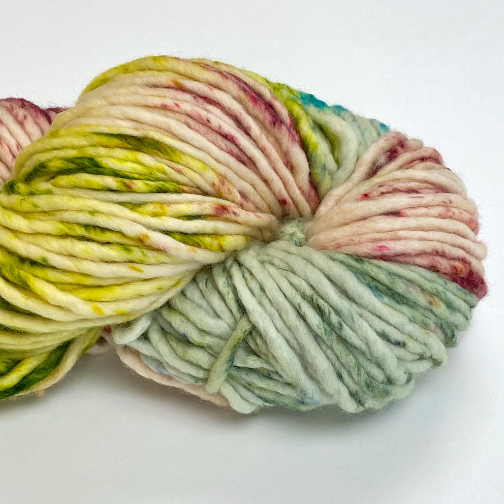 Holy Fluff Hand Dyed Super Chunky 200g : 'L'Amour L'Amour L'Amour'