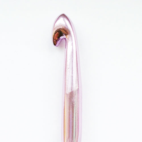 Gilliangladrag Crochet Hook 8mm x 15cm lilac