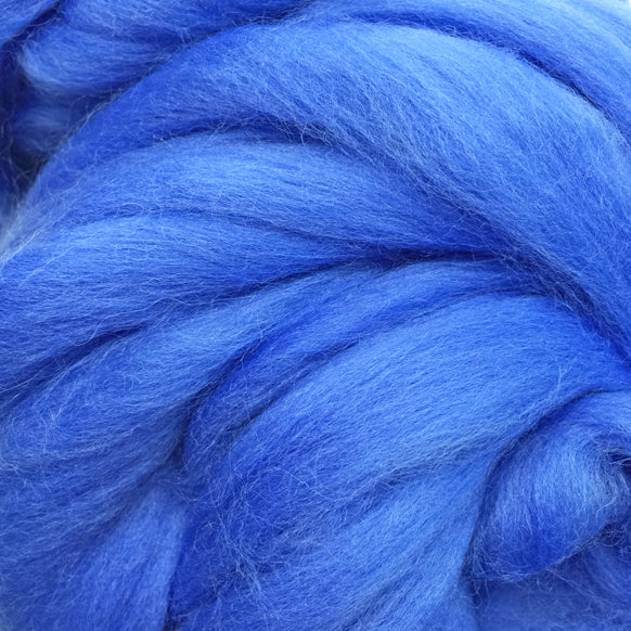 100g Cornflower Merino wool tops for felting & giant knitting