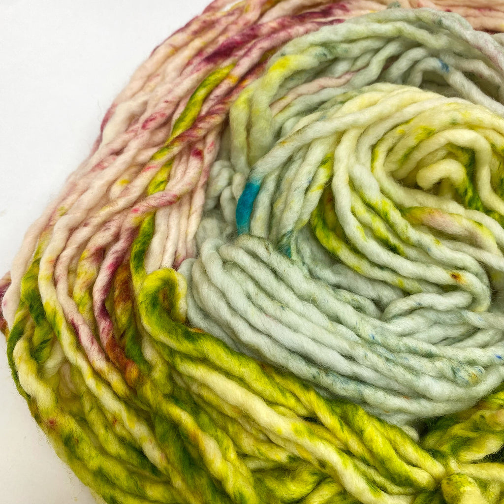Holy Fluff Hand Dyed Super Chunky 200g : 'L'Amour L'Amour L'Amour'