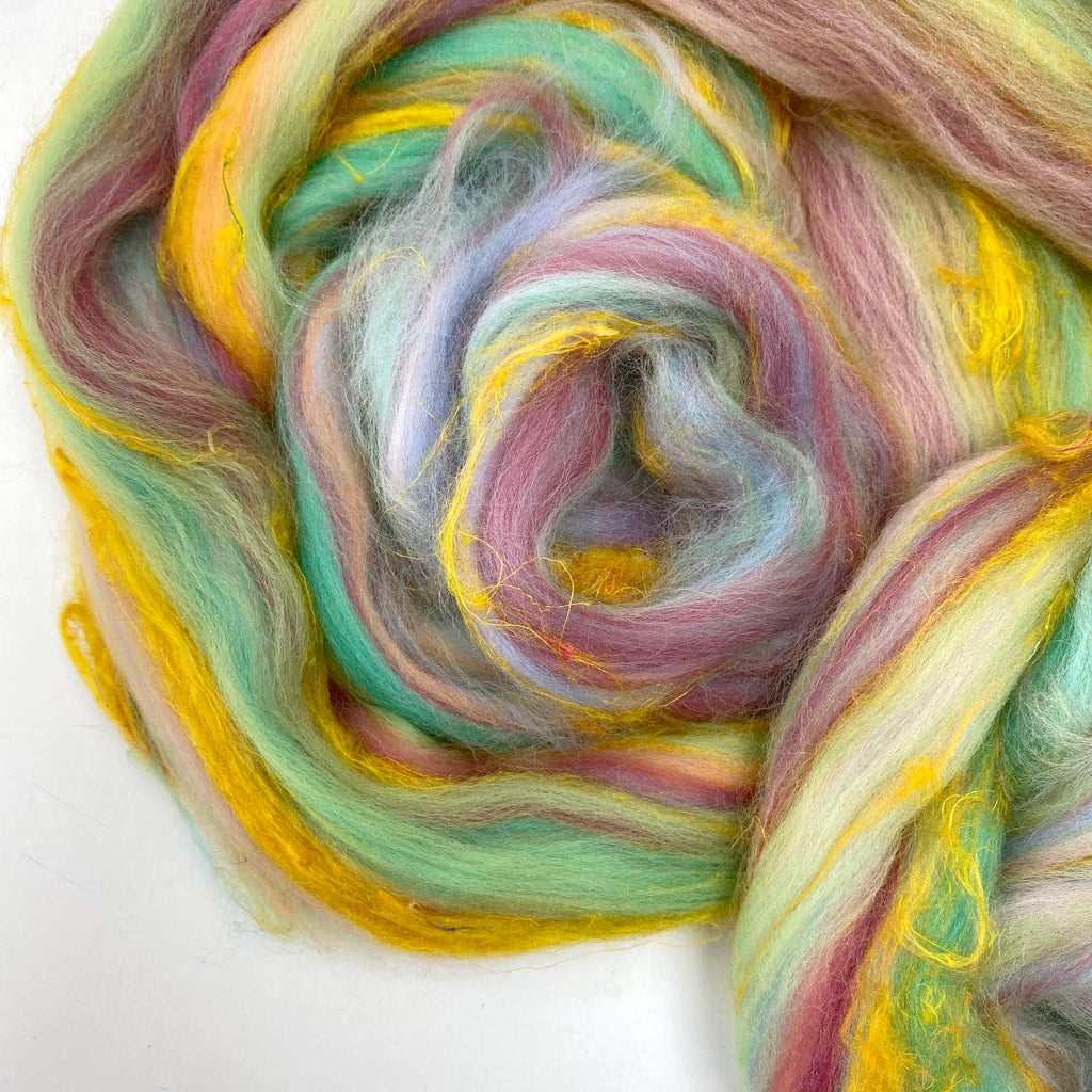 ‘Pineapple Princess” House Blend Wool Tops for Felting & Spinning : 100g
