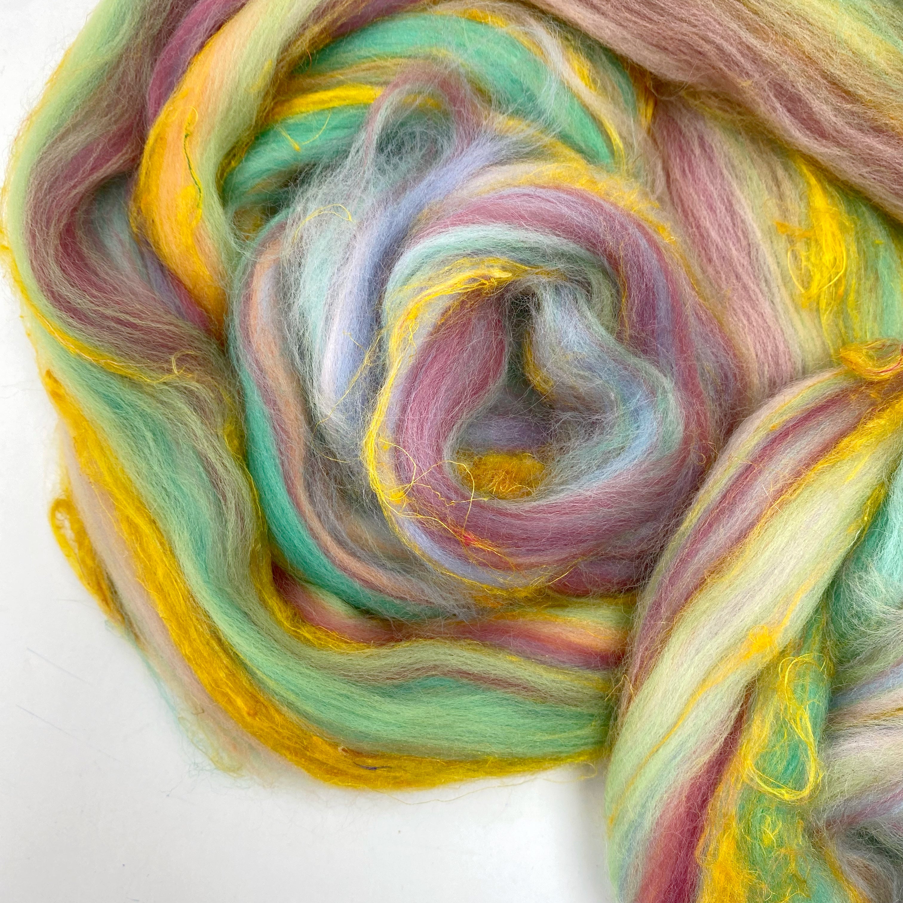 ‘Pineapple Princess” House Blend Wool Tops for Felting & Spinning : 100g
