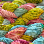 Hand Dyed Merino DK : Gilliangladrag Holy Fluff  : L'Amour L'Amour L'Amour